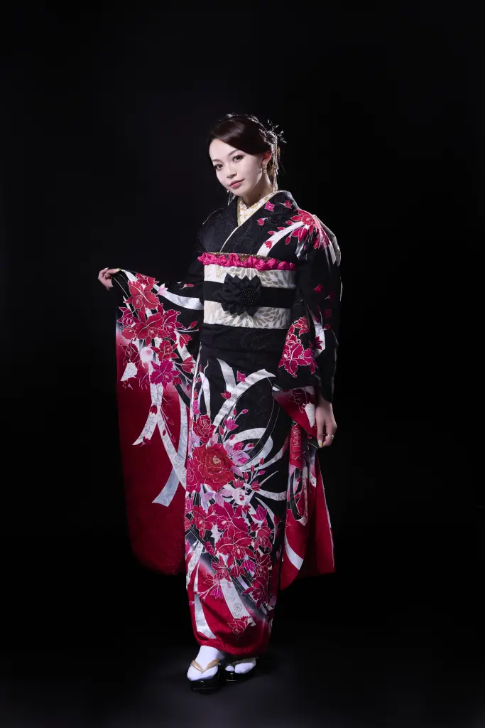 黒振袖とママ振袖の違い｜選び方・判断基準・後悔しないためのポイントを専門家が丁寧に解説